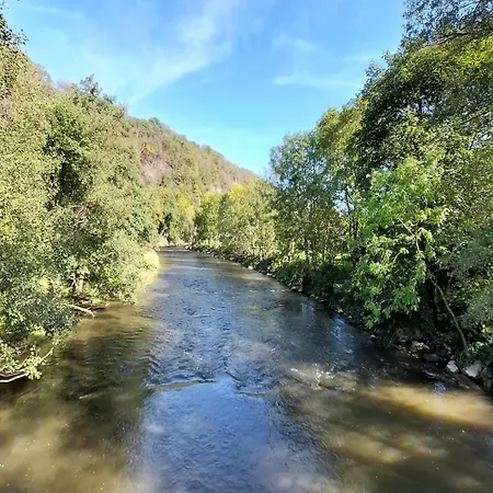 Chalet Charming In Durby With Patio